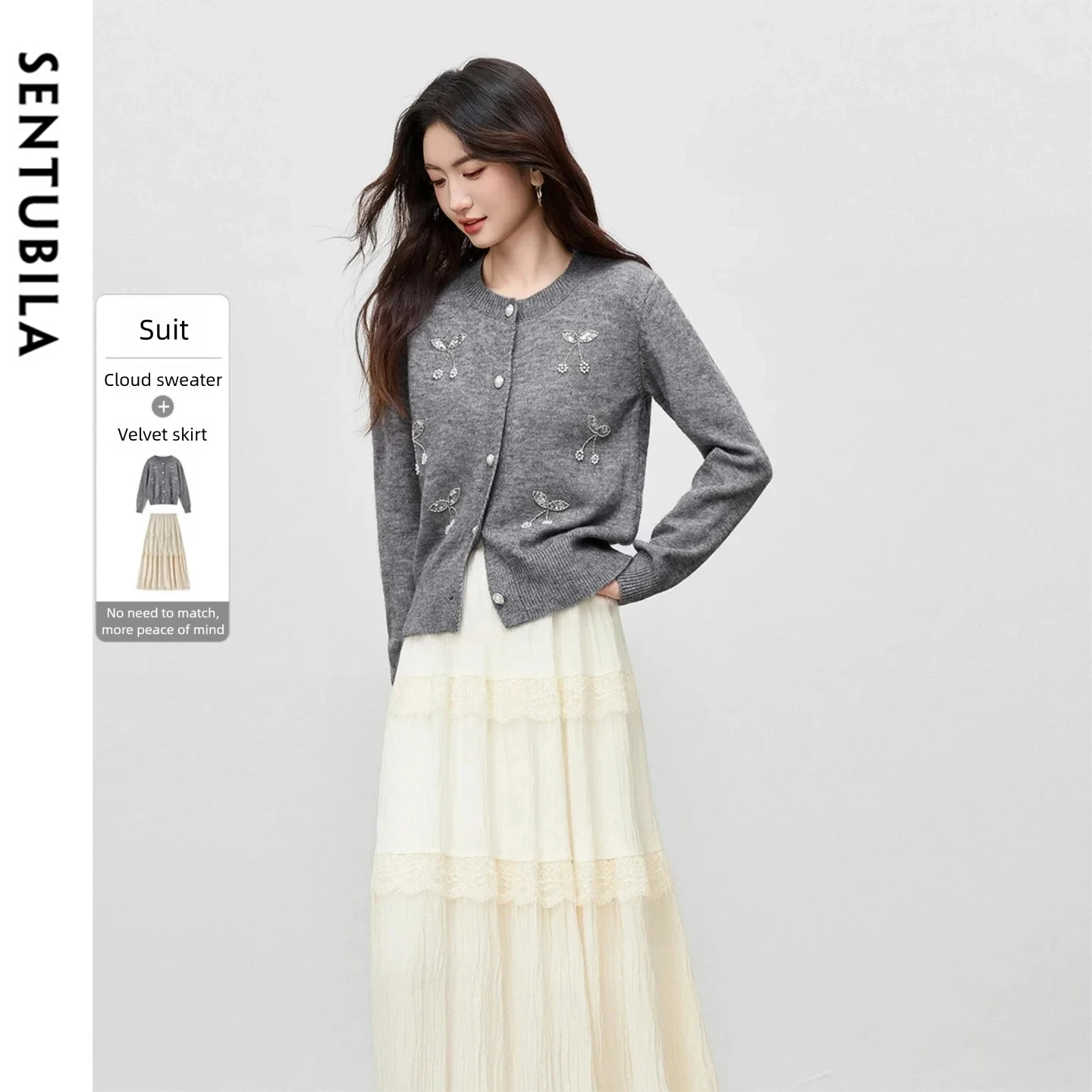 

SENTUBILA женский комплект из 2 предметов, зима 2025 года, вязаный кардиган с вышивкой вишни и кружевной юбкой макси, женский наряд W54ZC4649Z