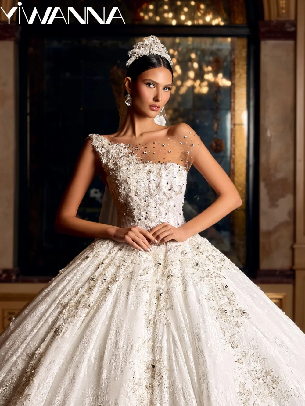 

Lace Shimmering Beaded Long Wedding Dress Exquisite Crystal Elegant Bridal Gown Customized Glamorous Princess Dresses For Bride