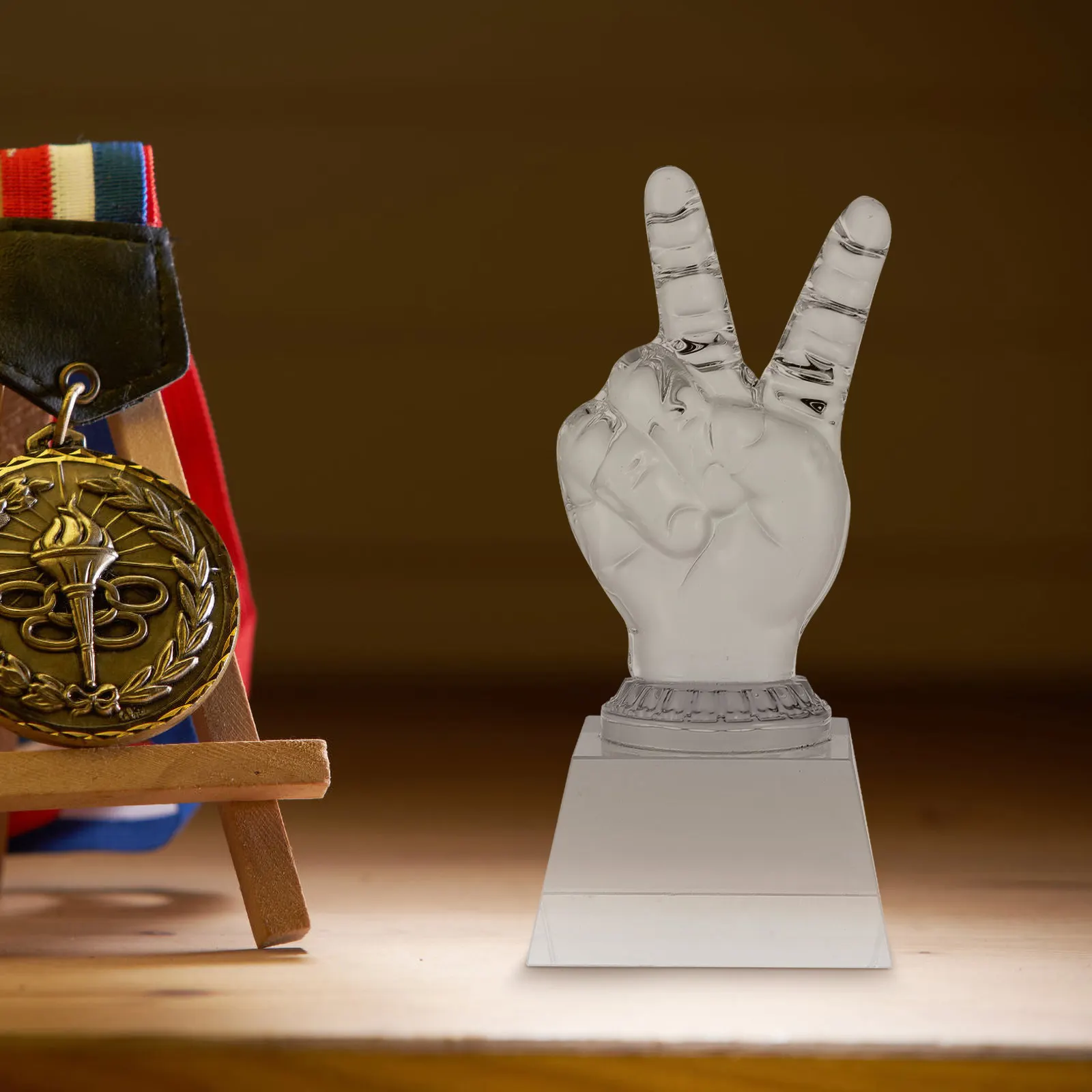 

Прозрачный хрустальный трофей, изысканный наградной приз, декоративная хрустальная статуэтка, тонкая работа, украшение для дома, праздников и вечеринок