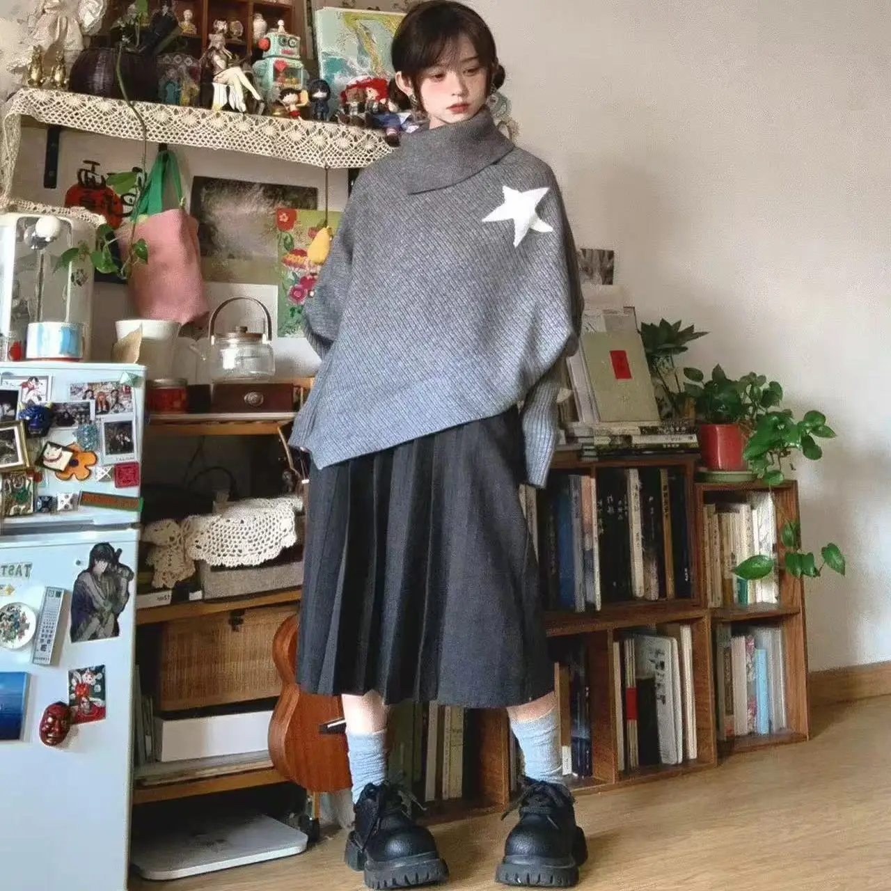 Irregular design, loose niche cloak, high-necked star cashmere sweater, cloak sweater
