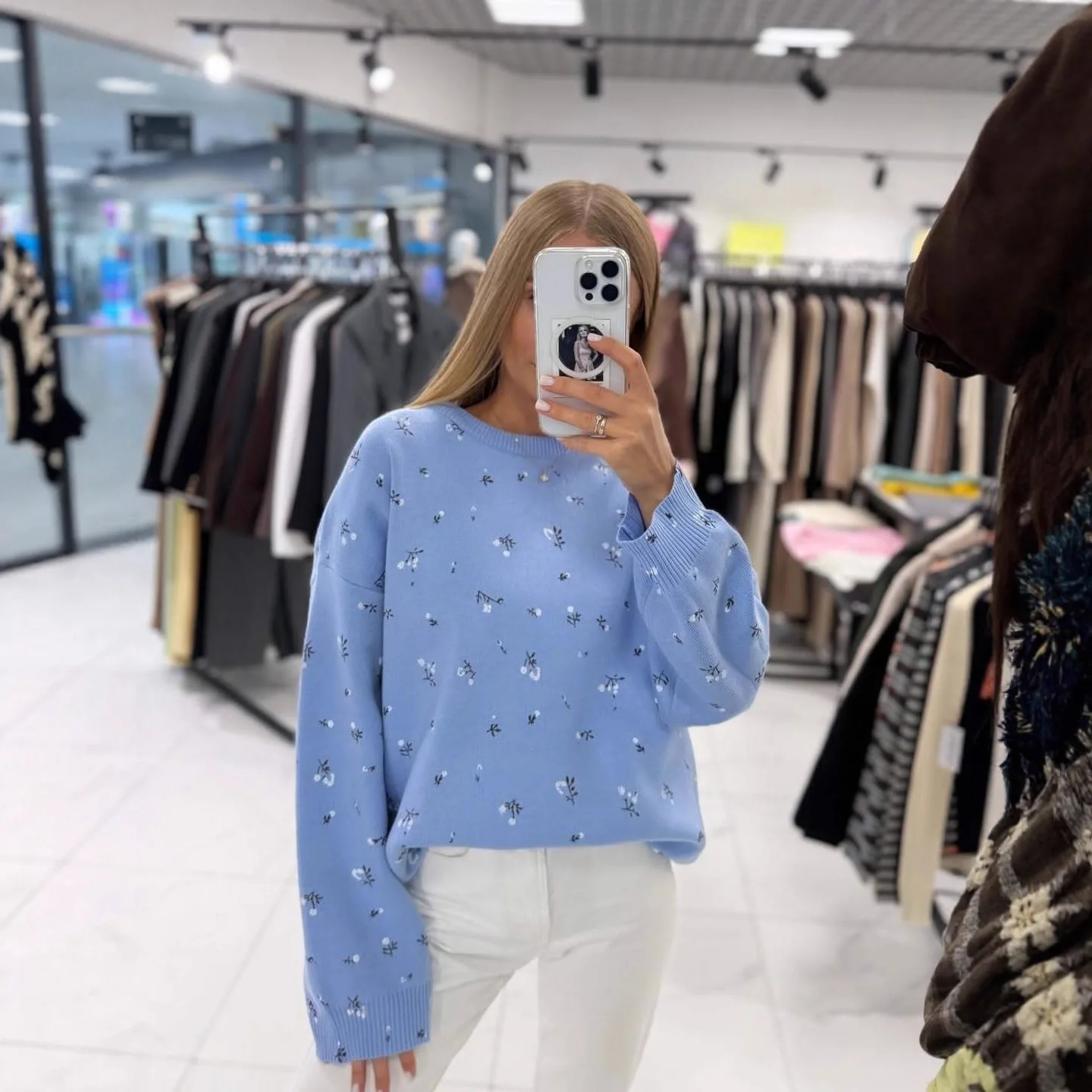 Suéter pulôver feminino com gola redonda, camada interna de outono e inverno, solto, casual, versátil, pequeno, floral, malhas de manga comprida