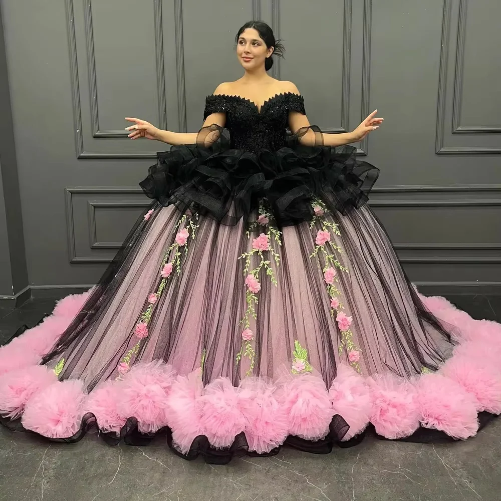 Pink Black Charro Quinceanera Dresses Ball Gown Off The Shoulder Appliques Beaded Mexican Sweet 16 Dresses 15 Anos Customized
