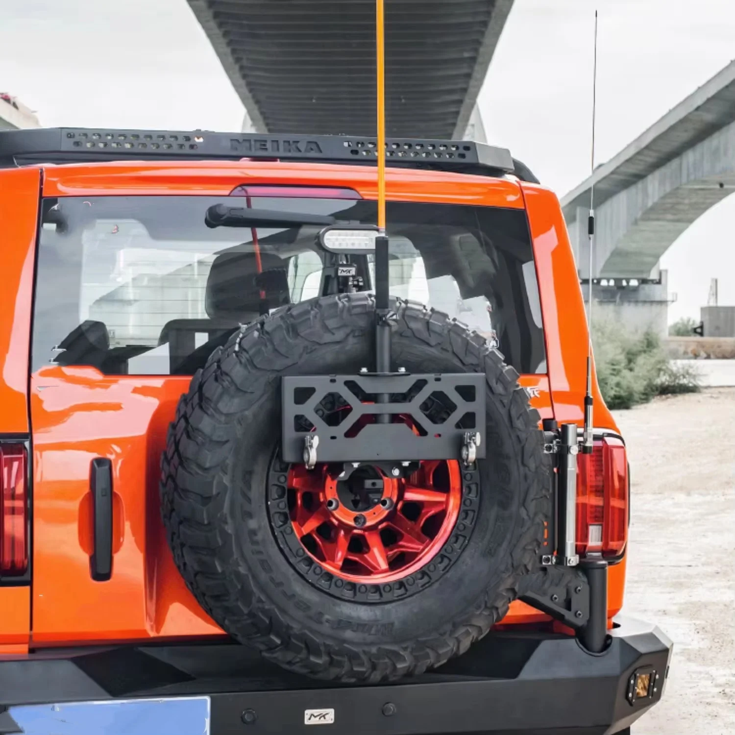 

Linkage Spare Tire Mount Spare Tire Base Frame 4X4 Off-road Modification Accessories for Tank 300 Linkage Spare Tire Rack