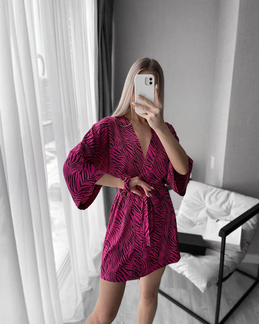 

Европейский и американский осенний седан, кардиган с принтом на шнуровке, короткая ночная рубашка, свободная повседневная и удобная женская домашняя одежда