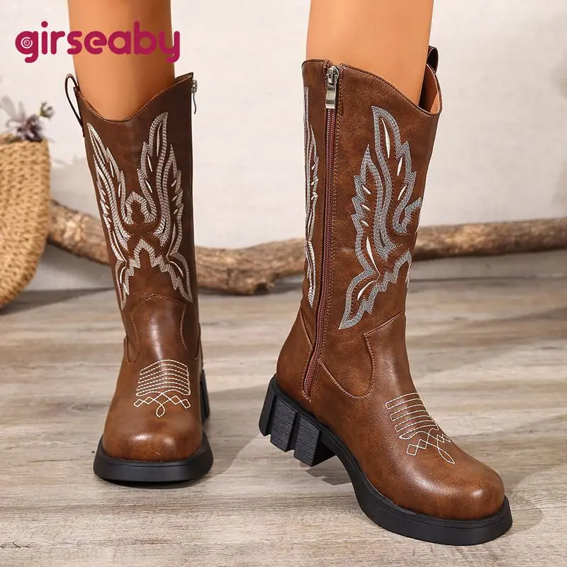 

Girseaby Retro Cowboy Western Boots Round Toe 4.5cm Block Heels Zipper Embroider Extended Size 41 42 43 Mid Calf Bota Autumn