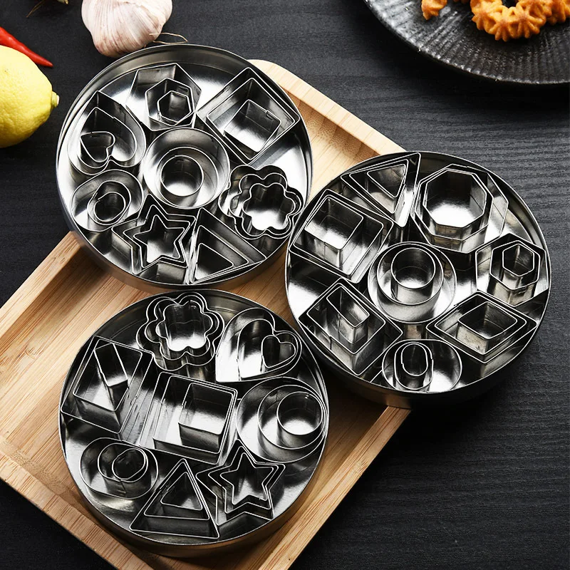 

Stainless Steel Cookie Mold Set, Rectangular and Round Creative Pattern, Kitchen Baking Tool, Mini Cookie Mold, 24 PCs
