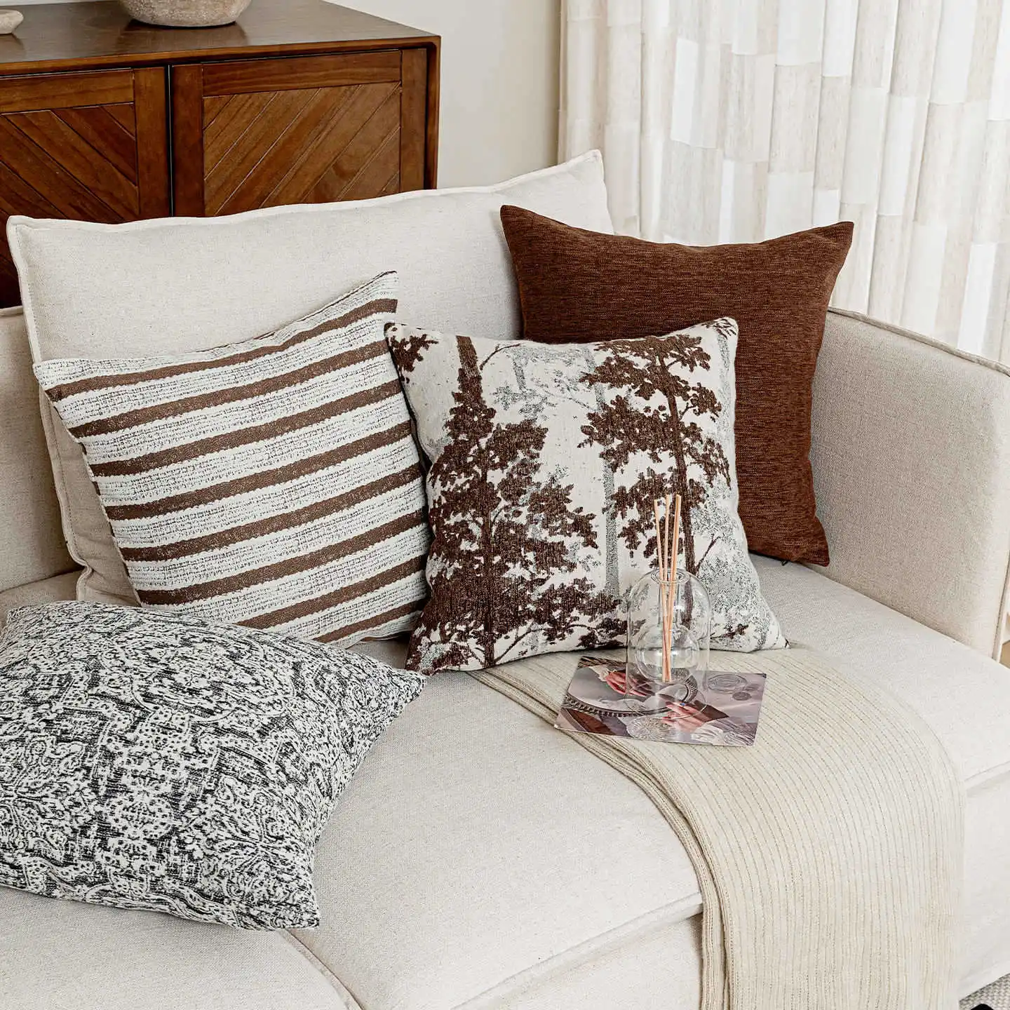 Vintage Brown Sofa Cushion Old Money Style Luxury Lumbar Pillow Mid Century Living Room Decor Removable Cover