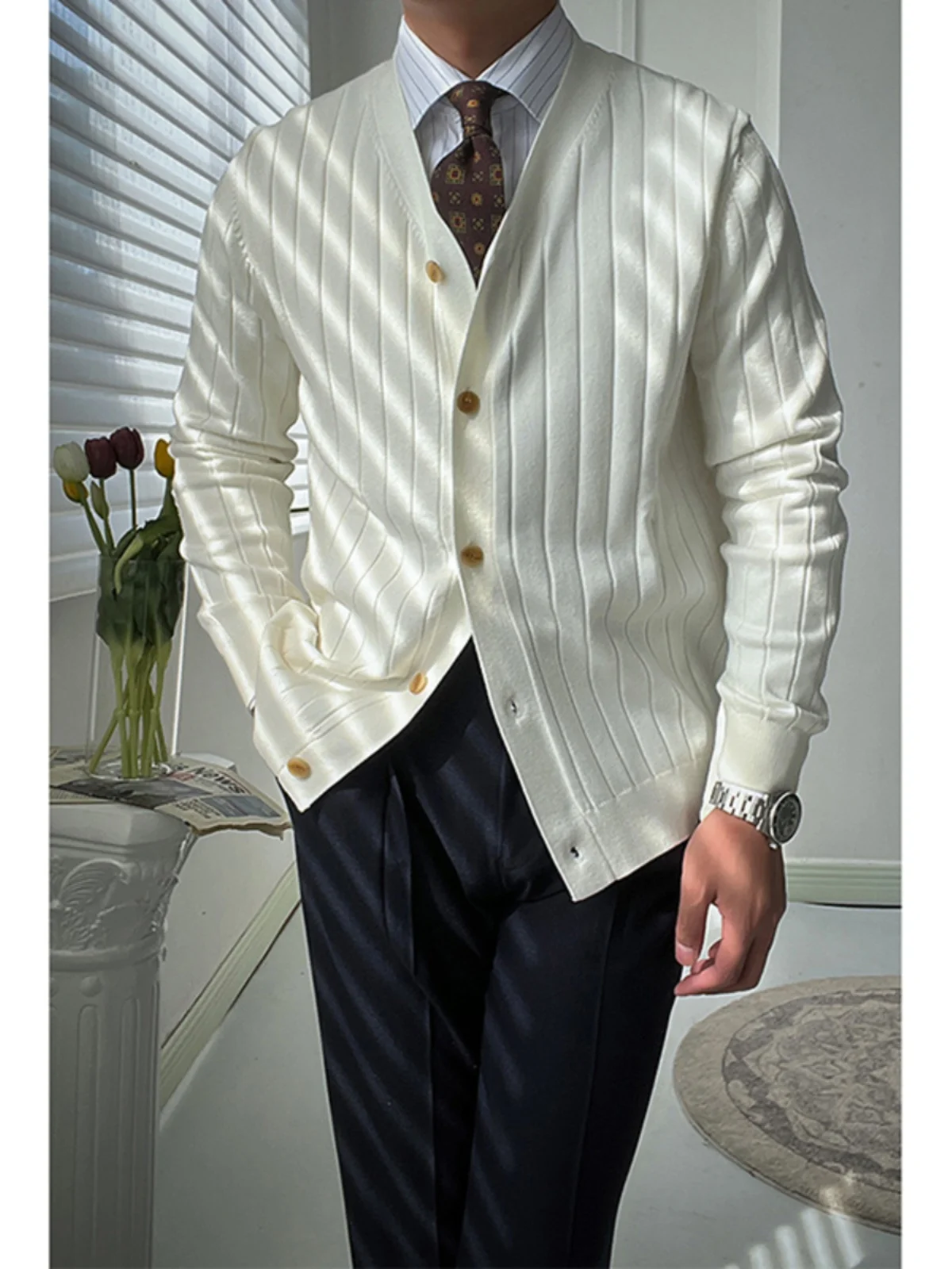 

Knitted V-Ne Button-Up Cardigan Men's Casual Busin Pure Color Jaet Sweater Ele Gentleman Trendy Outerwear