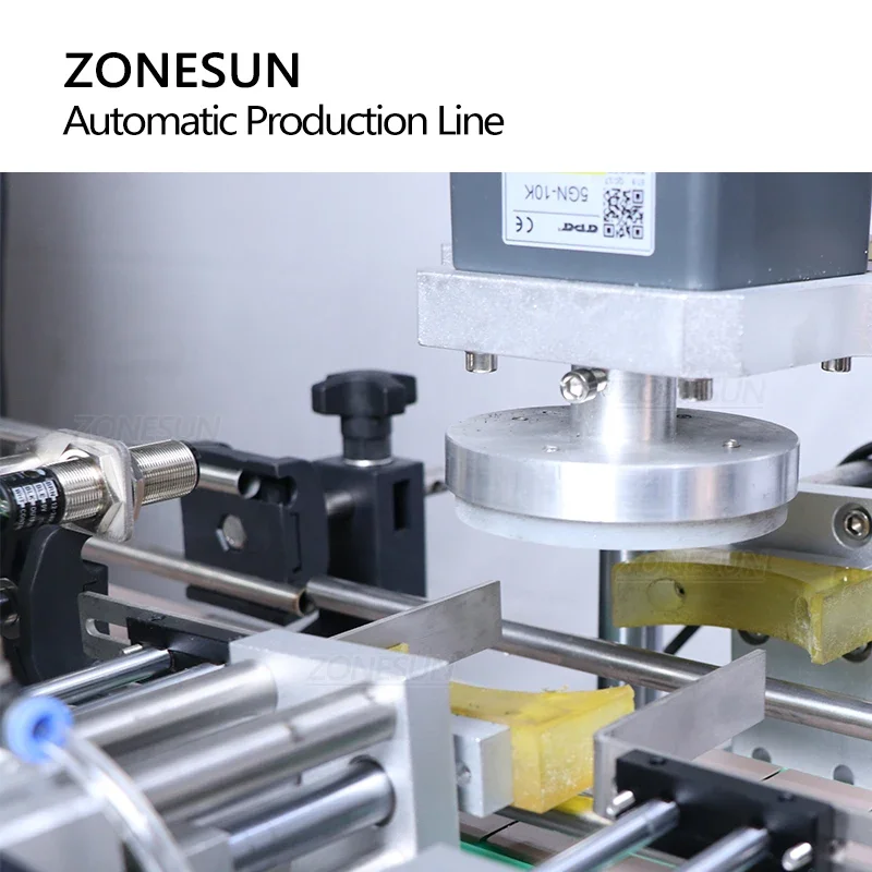 ZONESUN Línea de producción automatizada para salsa de chile, tapa giratoria, botella redonda, máquina etiquetadora de llenado de tarros de vidrio