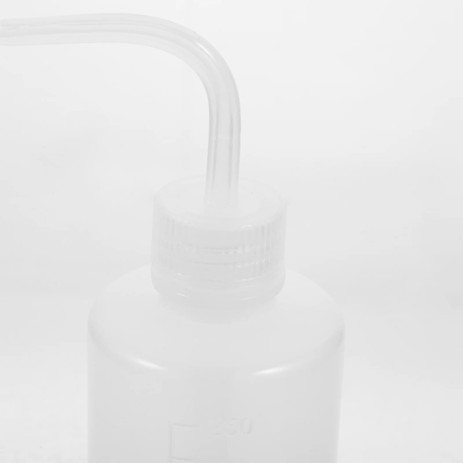 

4pcs 250Ml Wash Bottle Graduated Plastic Narrow Mouth Bendable Spout Portable Laboratory Liquid Dispenser Scale Marked Cleaning