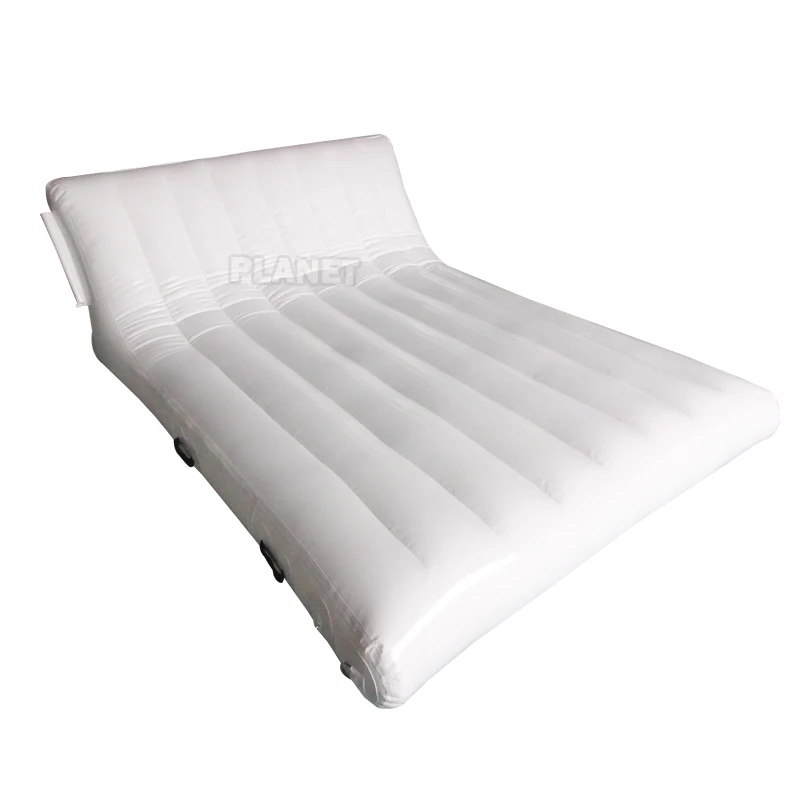 Nuevo diseño barato barco yate inflable isla flotante plataforma cama grande inflable Loue sofá de agua silla