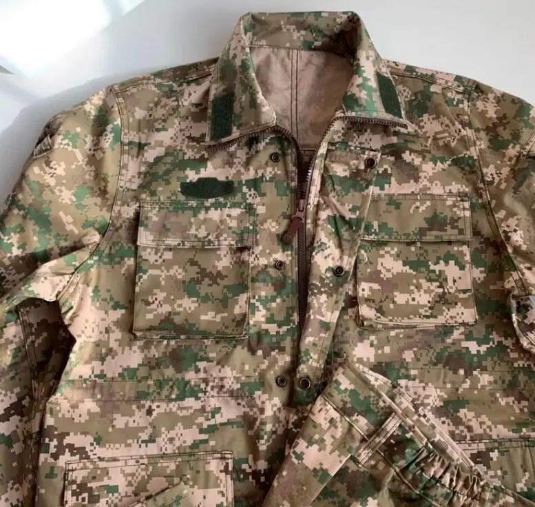 02 mundur w kolorystyce kamuflażowej zielony cyfrowy kamuflaż męski garnitur Outdoor chiński