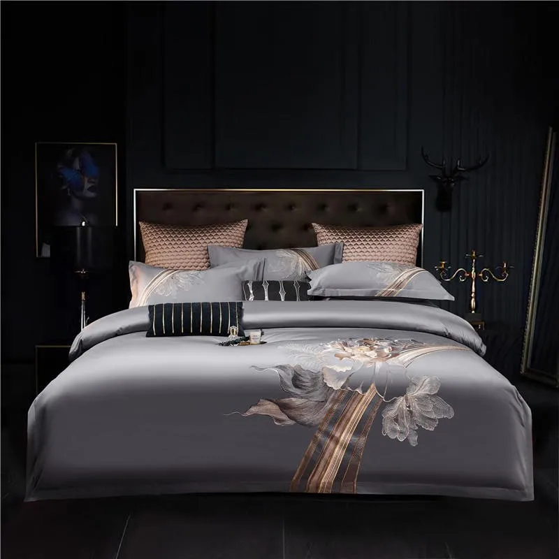 

Gray Double Queen King 4Pcs Long-Staple Cotton Bedding Set Blossom Flowers Embroidered Elegent Duvet Cover Bed Sheet Pillowcases