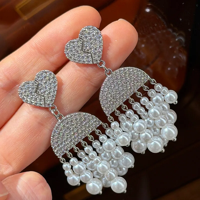 

Fashion New Fringed Zircon Flower Light Luxury Earrings