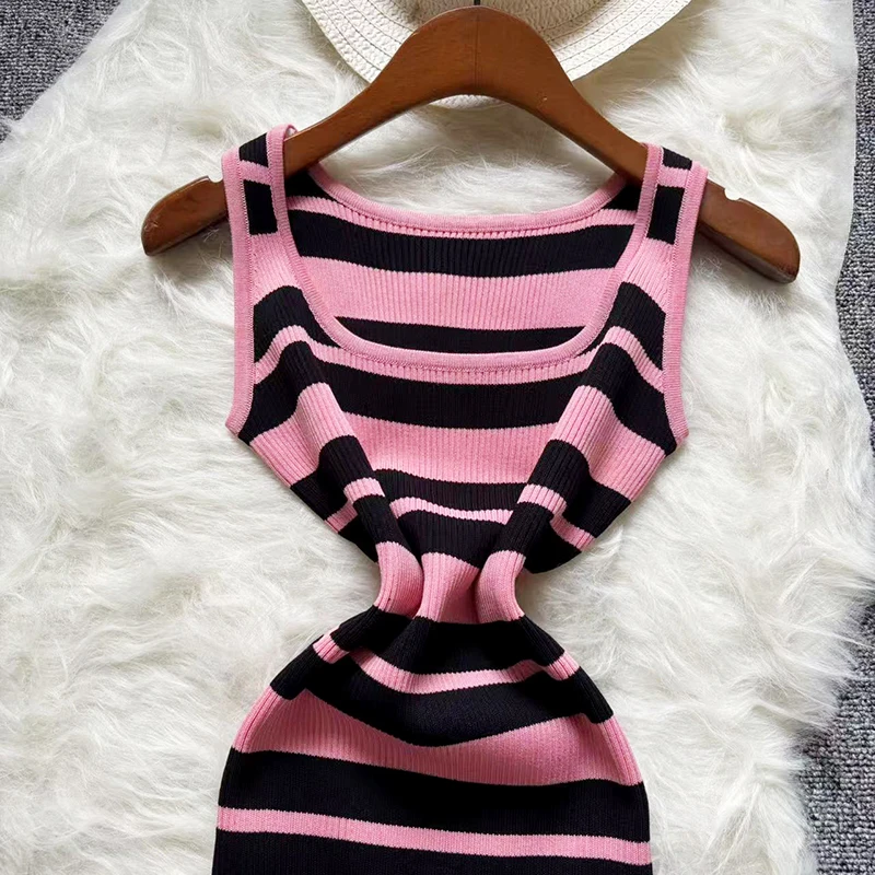 قطاع Ins موضة الوردي مثير حزمة الوركين Bodycon فستان سيدة التطريز المشارب محبوك السباغيتي الأشرطة وتتسابق فستان طويل النساء