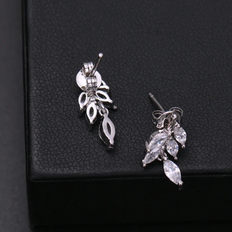 Cute Female Fashion Marquise Zircon Stud Earrings for Women Wedding Korean Earrings Silver Color Party Jewelry Gift