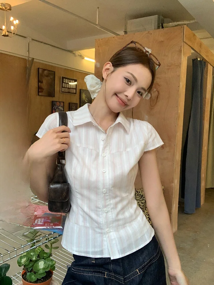 

Ele ort Sve Ne irt Women's Summer Design Striped Faionable Korean Sle Commute Wind Slim Fit Top