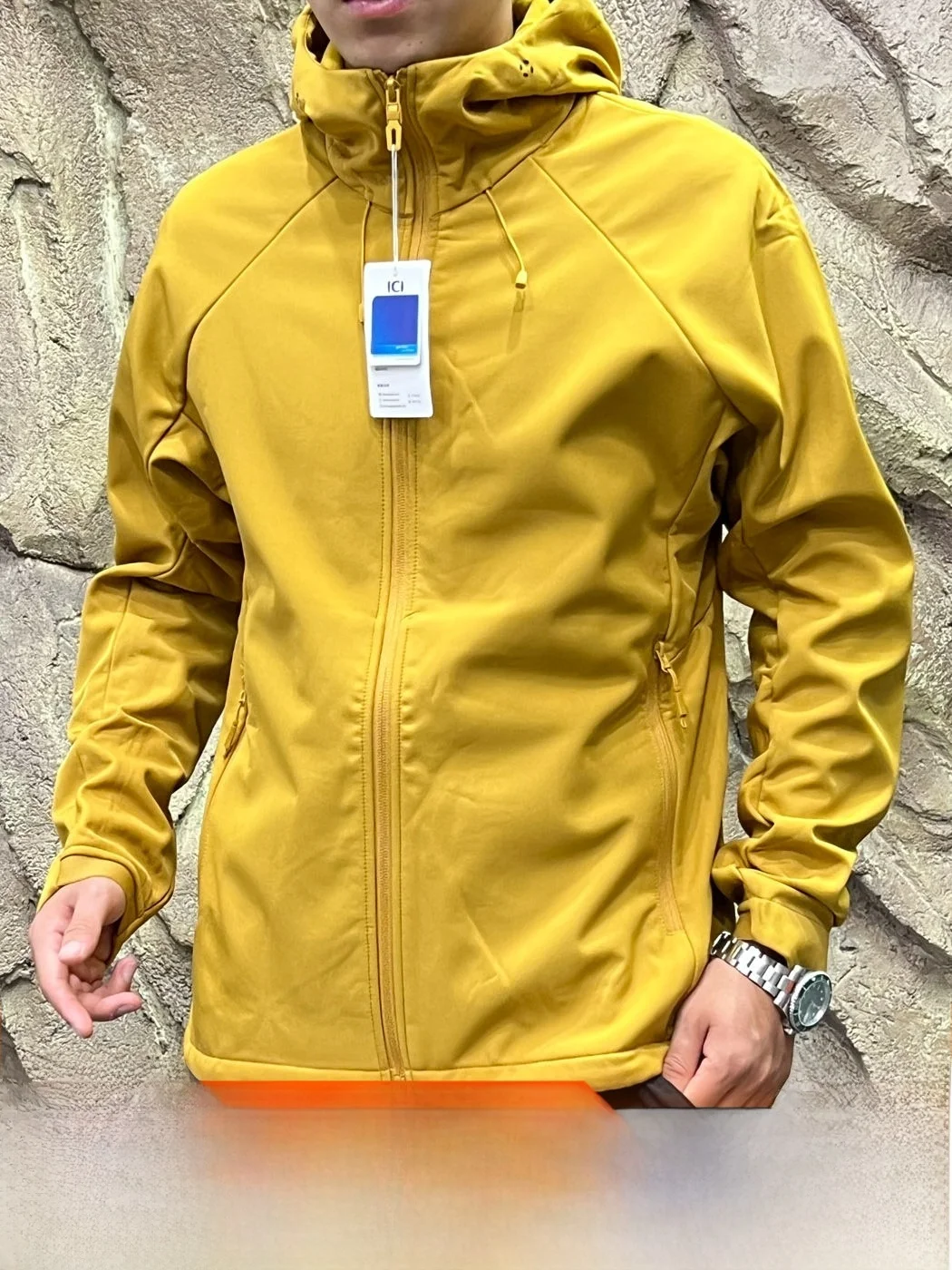 3D Tailored Softshell Jacket Windproof Waterproof Outdoor Autumn Winter Men Women Coat Durable Tear Resistant Hooded Jacket
