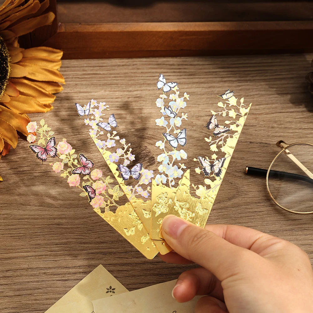 1 pc Vintage Butterfly Flower Golden Hollow Metal Bookmark Students Creative Gift Reading Tool Bookmark Stationery Supplies