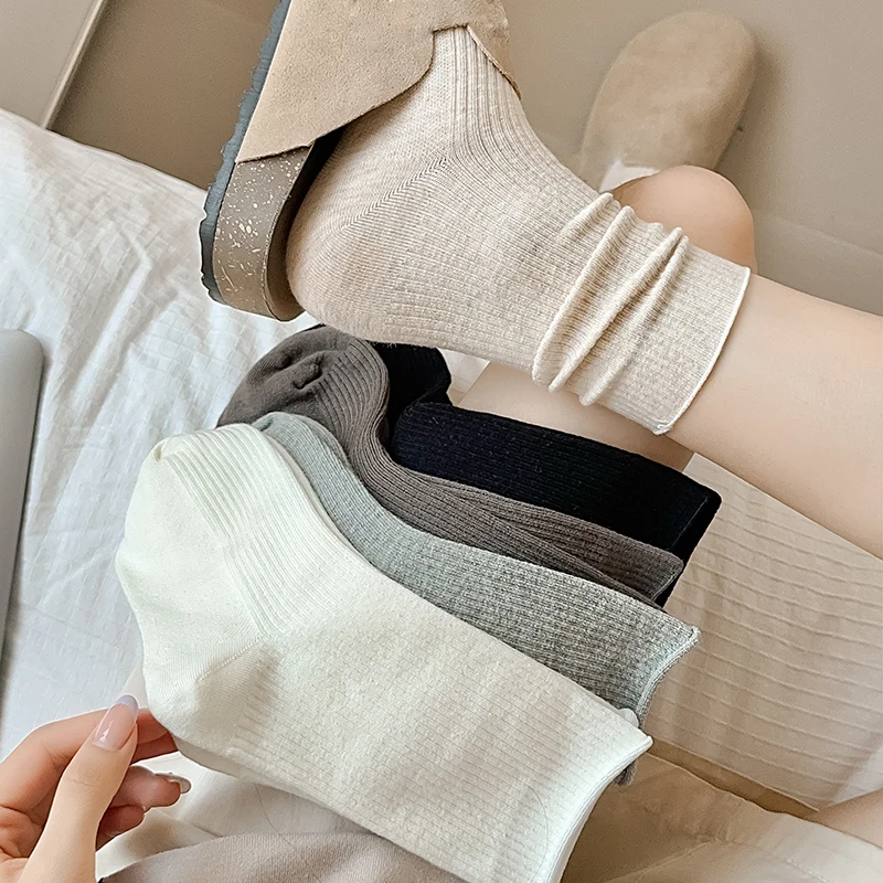 

Women Socks New Spring Autumn Simple Trendy Loose Socks For Girls Solid Color Japanese Style Breathable Plain Socks Comfy