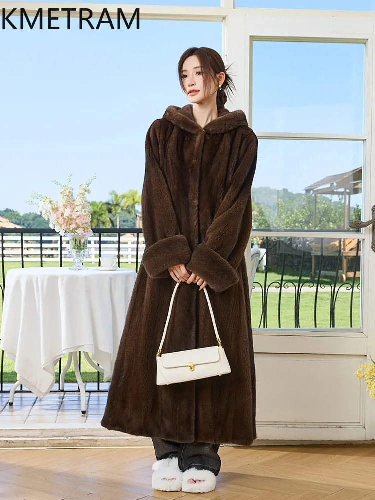 معطف فرو المنك الطبيعي 100٪ من KMETRAM، جاكيت نسائي طويل عالي الجودة من فرو المنك الحقيقي مع غطاء للرأس، ملابس شتوية نسائية 2026