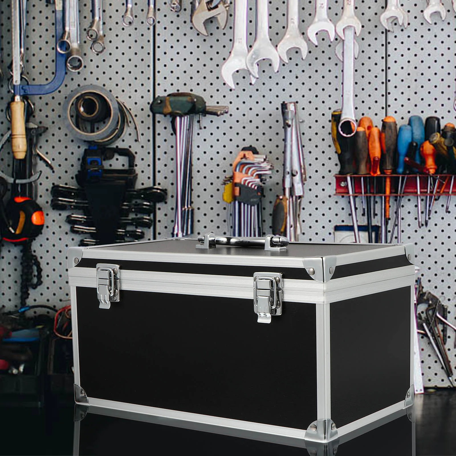 Toolbox Instrumentenbehälter Tragetasche Verkäufer Ausrüstung Tragbare LED-Solarleuchten Aluminium