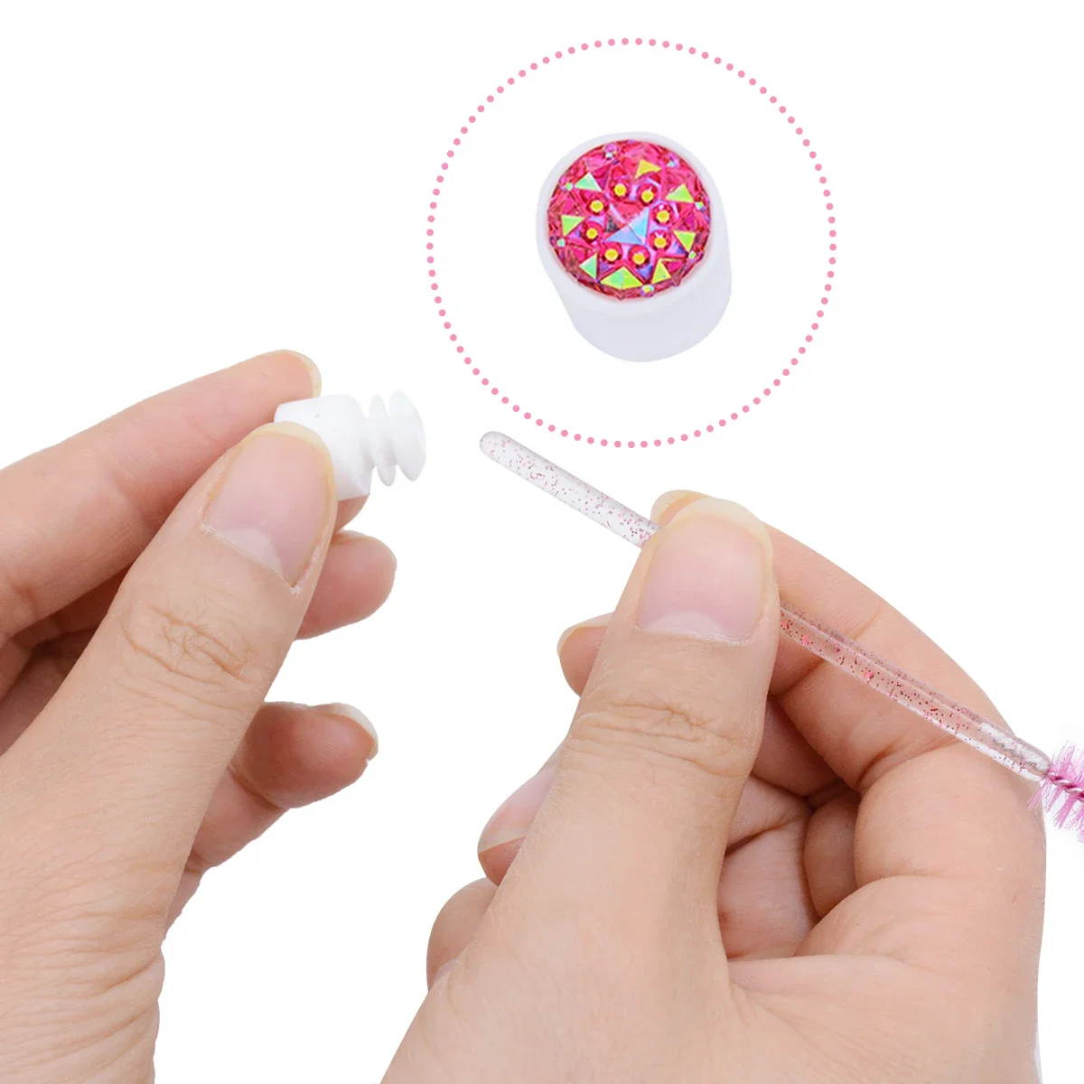 다이아몬드 눈썹 브러쉬 튜브 일회용 속눈썹 브러쉬 재사용 가능한 크리스탈 속눈썹 연장 브러쉬 교체 가능한 방진 메이크업 도구