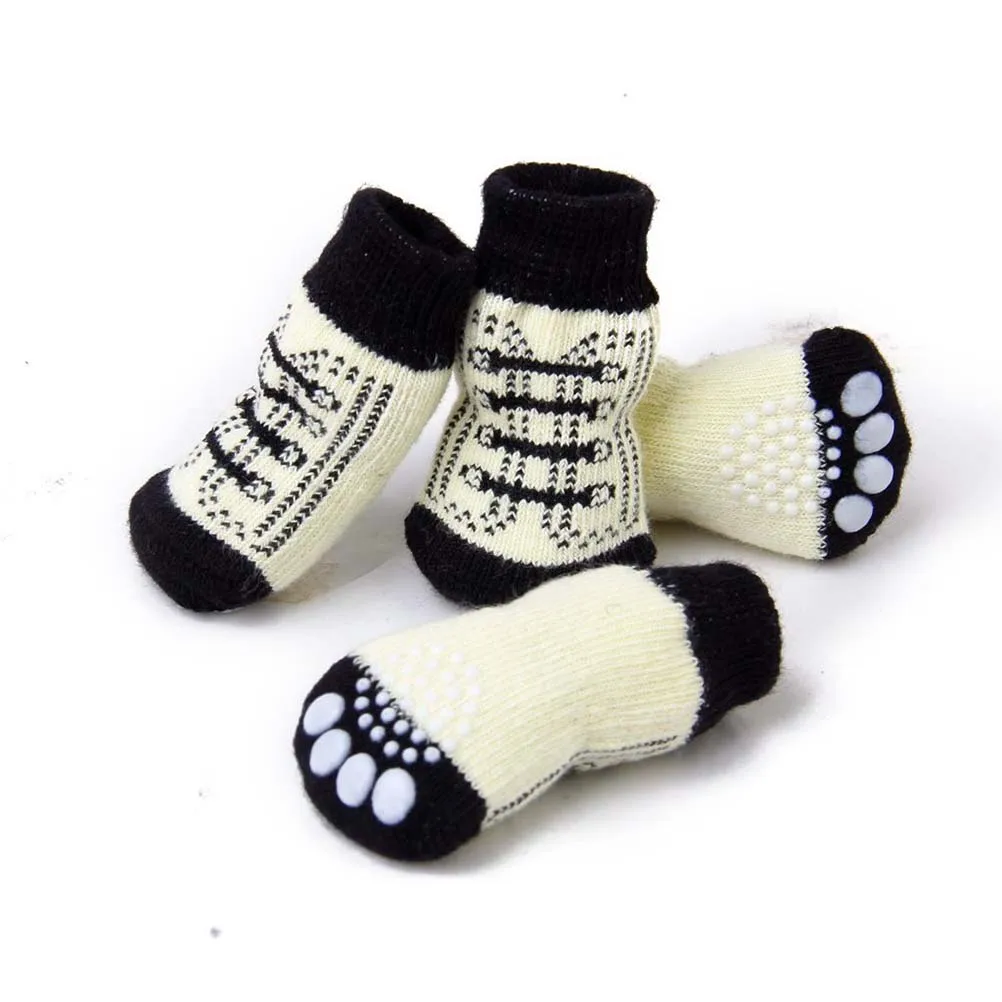 

4Pcs Pet Socks for Cats and Small Dogs Anti Slip Bottom Cute Design Keeps Paws for Indoor Outdoor Use Dog Socks