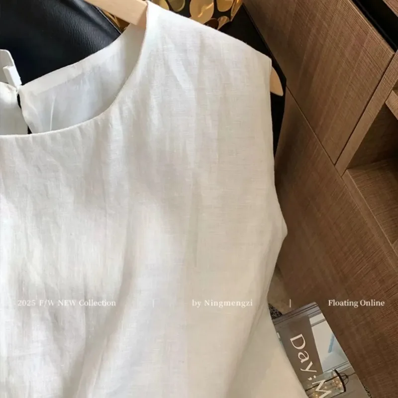 New Chinese Style Hollow Embroidered Round Neck Linen Vest for Women Summer New Style Relaxed and Versatile Sleeveless Top