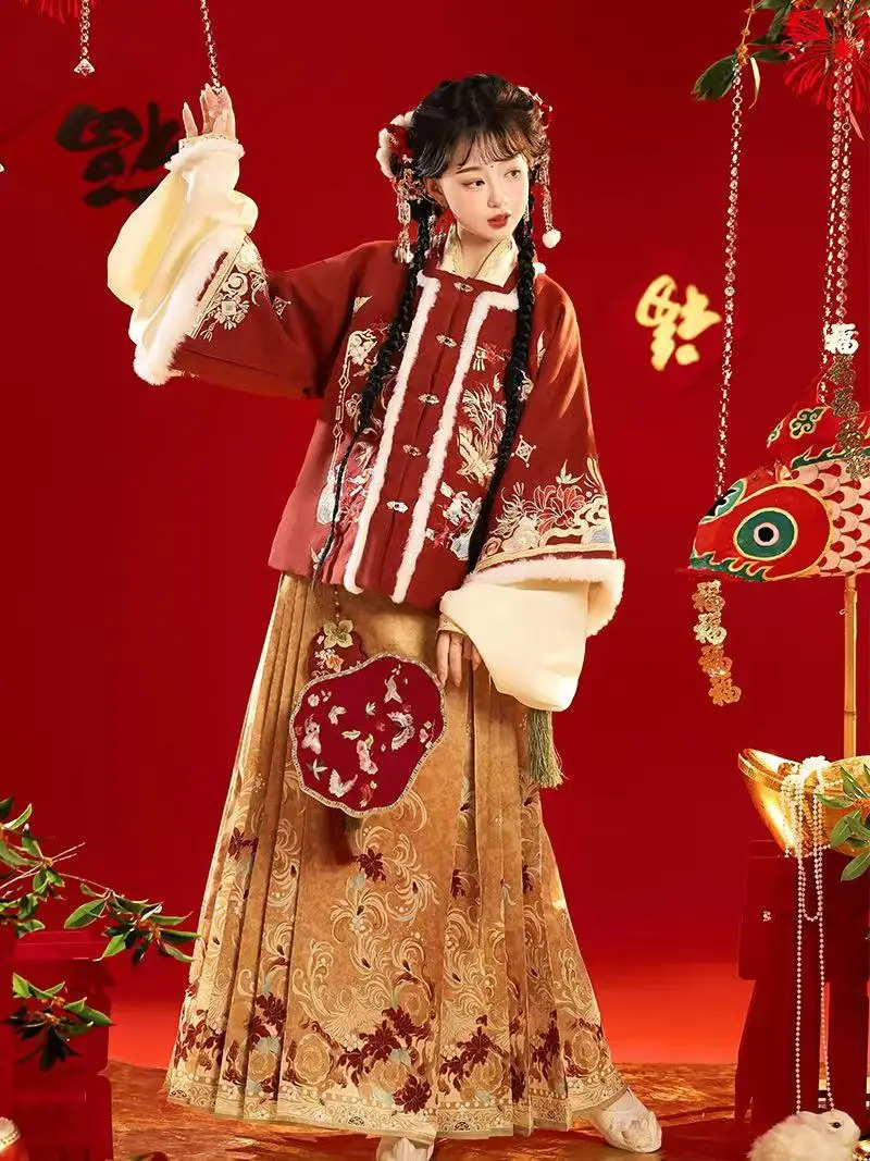 Classic Women Phoenix Embroidery Hanfu Dress Autumn Winter Ming Dynasty Traditional Square Collar Costume Festive New Year Suit