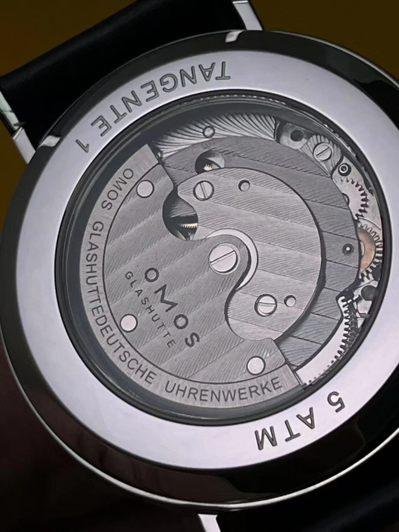 ساعة باوهاوس ميكانيكية يدوية بسيطة للرجال، أرقام عربية، طبعة طبيب بلا حدود، ستانلس ستيل، ياقوت مقاوم للماء