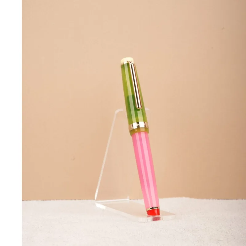 

Перьевая ручка Jinhao 82 Limited Edition Summer Lotus Pond для плавного письма