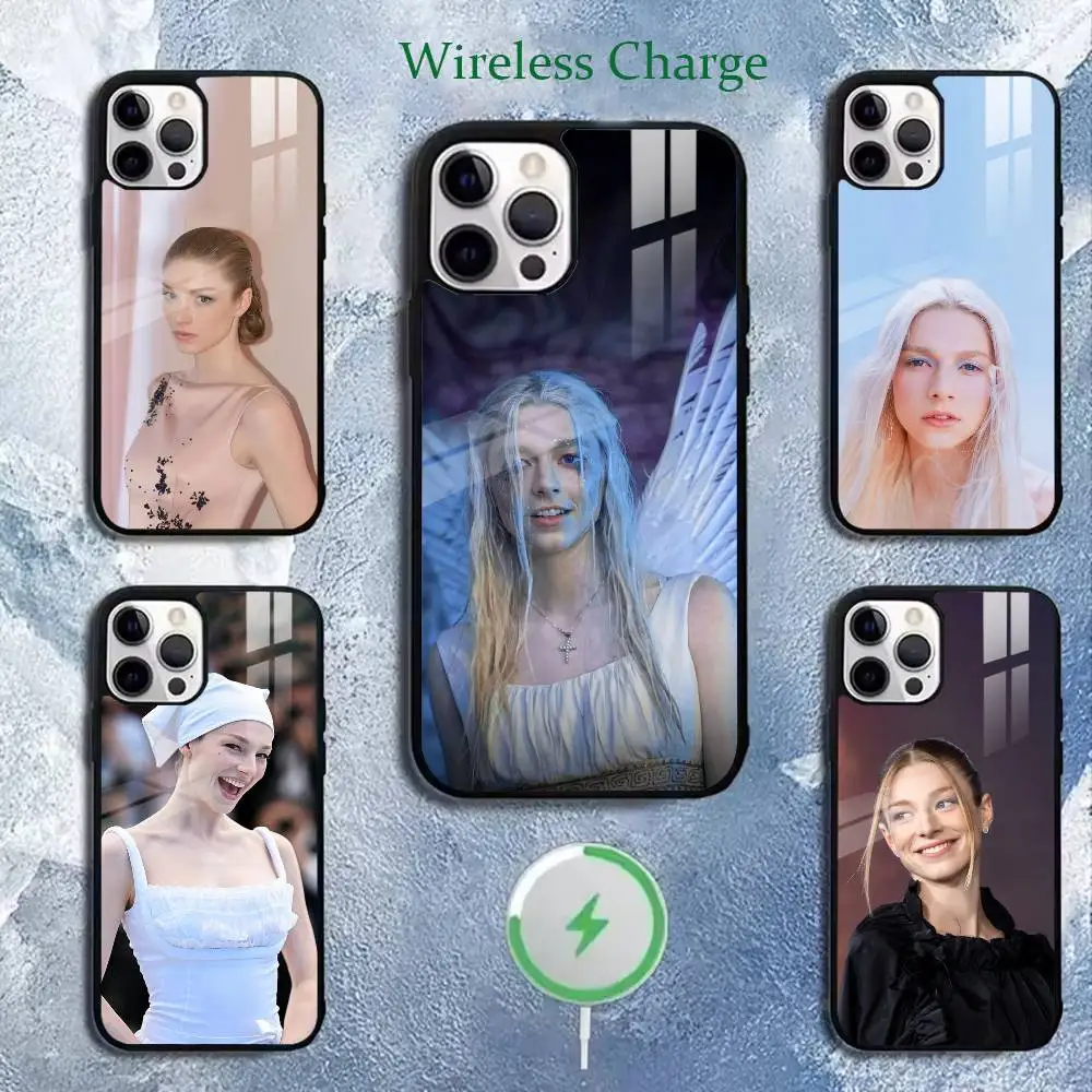 

Actor H-Hunter Schafer Phone Case For iPhone 11,12,13,14,15,16,17Plus,Pro,Max for Wireless Charging