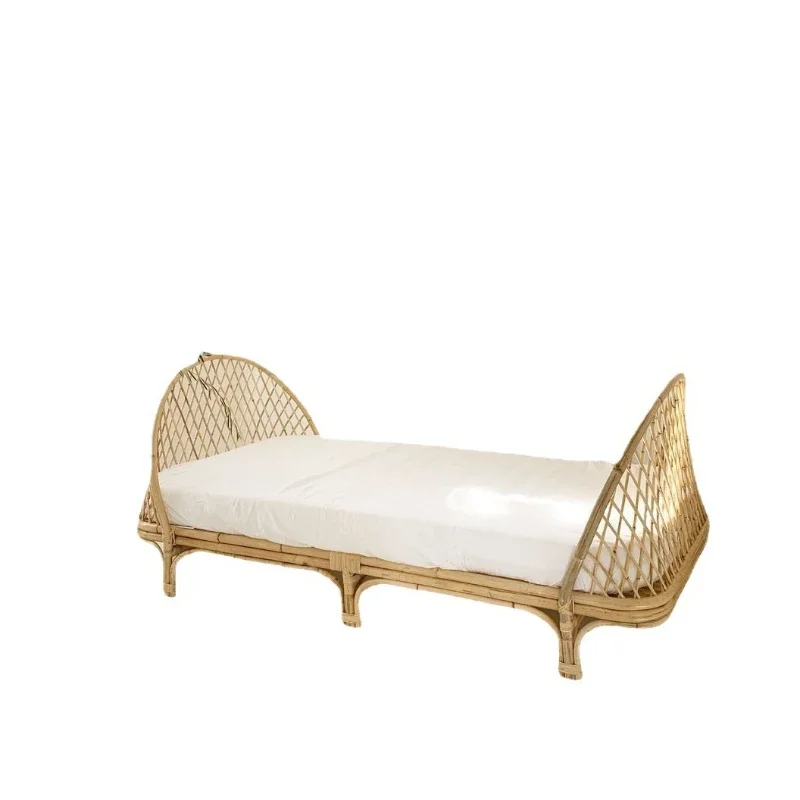 

Скандинавская плетеная кровать из ротанга, простая современная креативная двуспальная кровать, плетеная вручную кровать для небольшой квартиры, отеля
