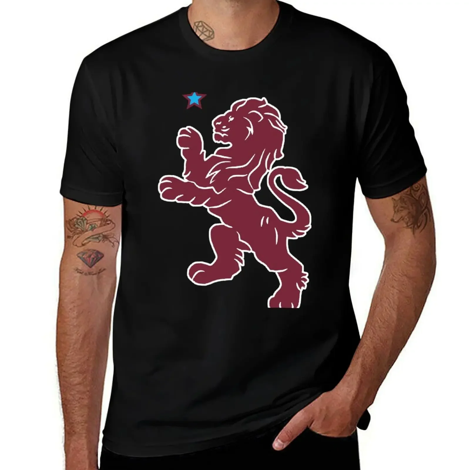 تي شيرت Aston V Large Lion Crest Fanmade Merchandise هدايا لصديقك ملابس أنيمي تي شيرت للرجال