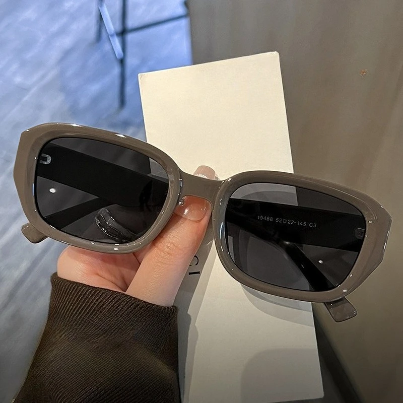 

Men's and women's retro polarized sunglasses, UV resistant, travel party, shopping, walking, driving, sunscreen sunglasses