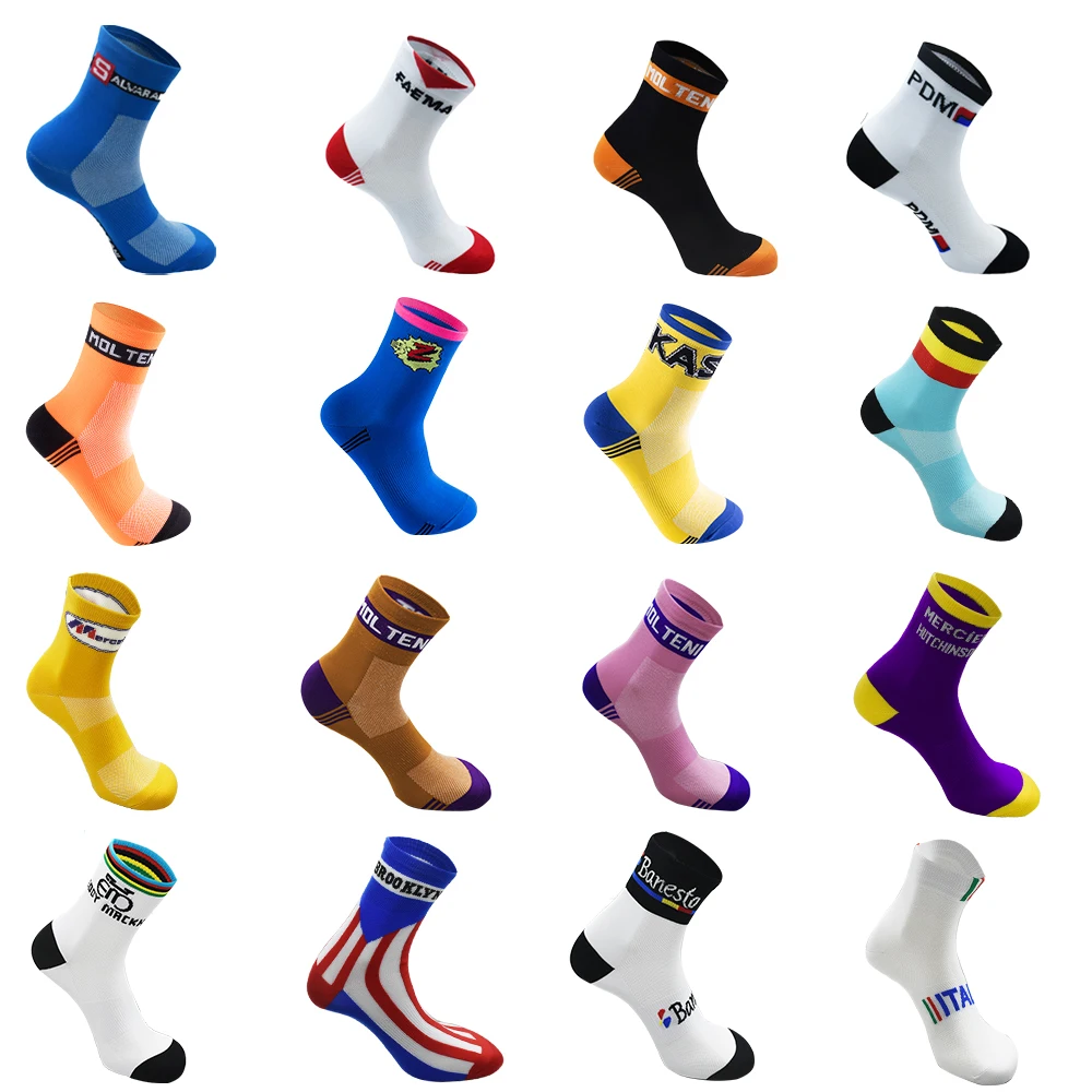 Six Pairs of Retro Cycling Socks Breathable Road Bicycle Socks Men and Women Outdoor Sports Racing Cycling Socks  Multiple types