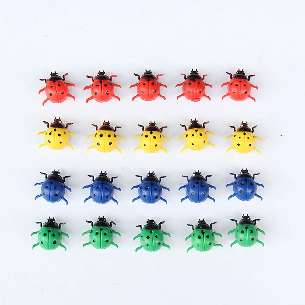 50 個のリアルな樹脂てんとう虫の装飾ランダムカラー教育昆虫装飾品クリエイティブ DIY アクセサリー子供のためのギフト