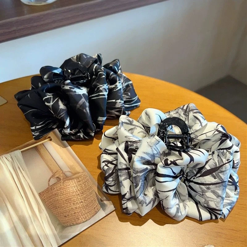 

Elegant Temperament Chinese Style Satin Bamboo Leaf Bubble Hair Claw For Women Headwear Hair Clip Ornament Accessories