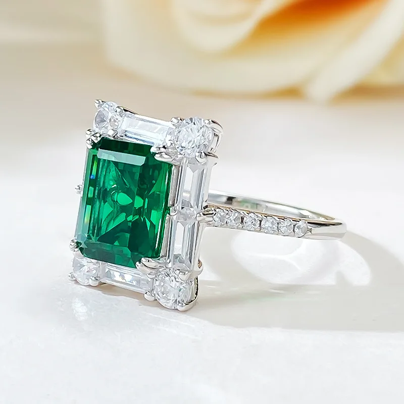 2023 New Rectangular 2 Carat Imitation Emerald 7 * 9 Sparkling High Carbon Diamond European and American Light Luxury Ring