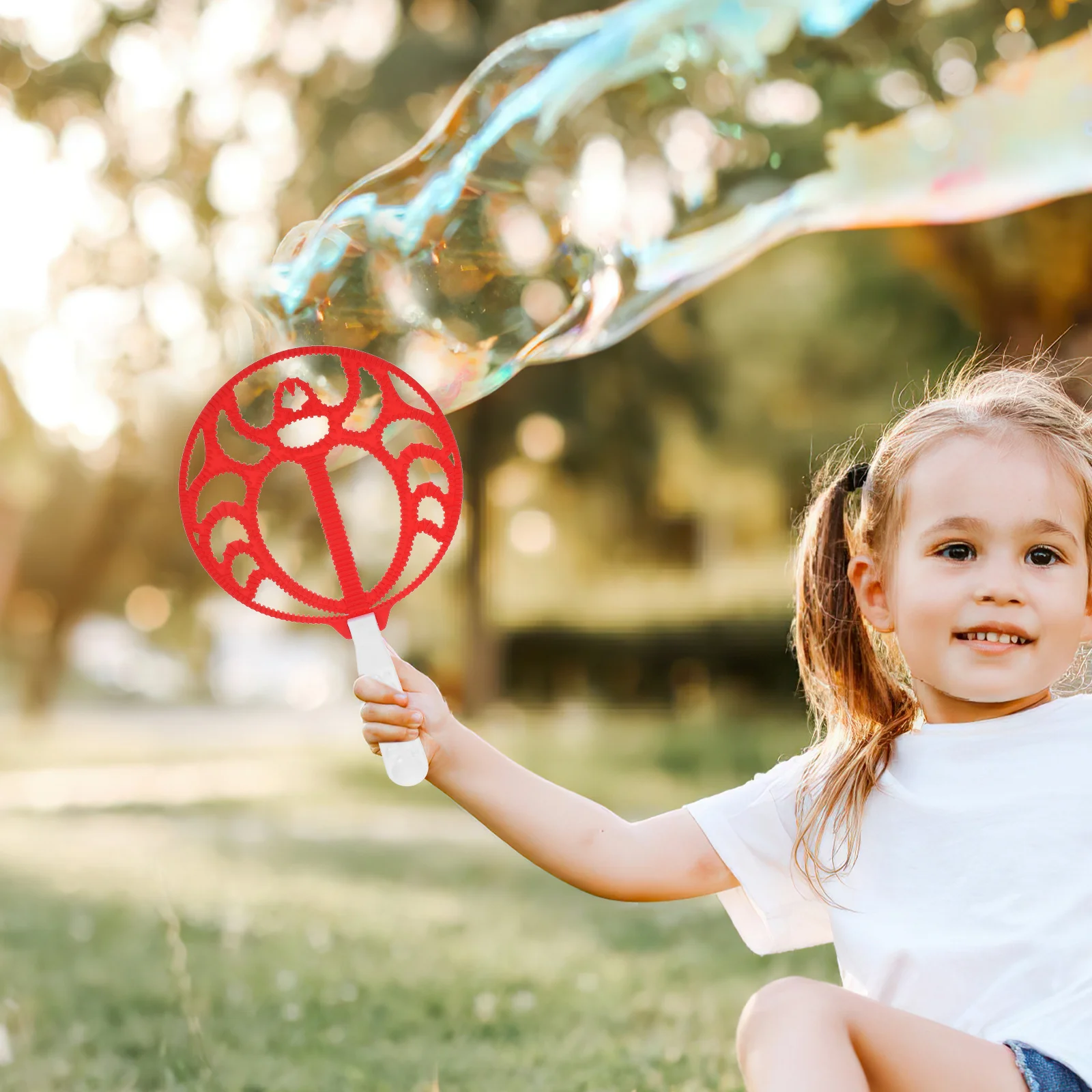 مجموعة واحدة من أدوات نفخ الفقاعات المدمجة الخفيفة للأطفال، أدوات نفخ متعددة الأشكال للأنشطة الممتعة العائلية في الحديقة الخارجية