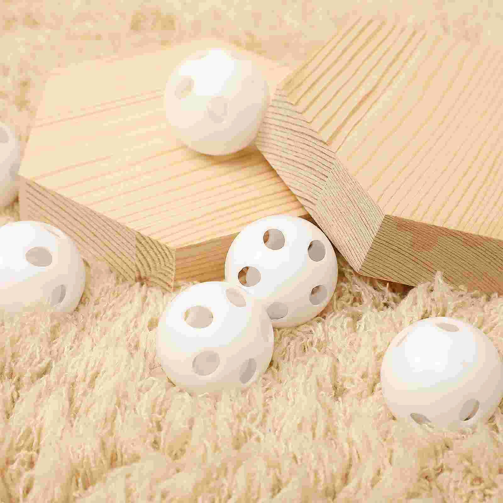 50 Pcs Insert Style Noise Maker Balls Round Rattle Balls Accessories for Repairing Baby Puppet Dolls Pet Toys