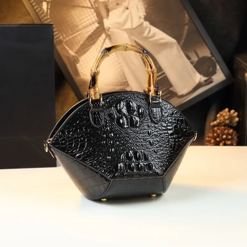 

Новая модная сумка-шоппер 2026 года, элегантный нишевый дизайн, сумка-мессенджер в форме ракушки с крокодиловым узором