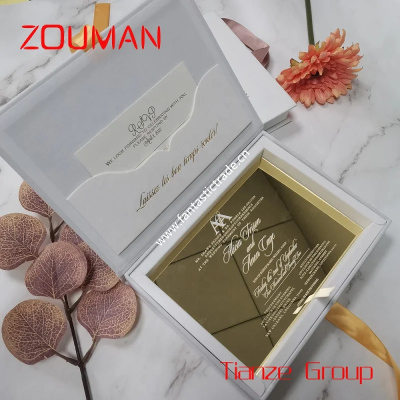 Aangepaste Gouden Embossing Vierkante Luxe Hardcover Doos Uitnodigingen Zwarte Bruiloft Uitnodigingen Met Envelop