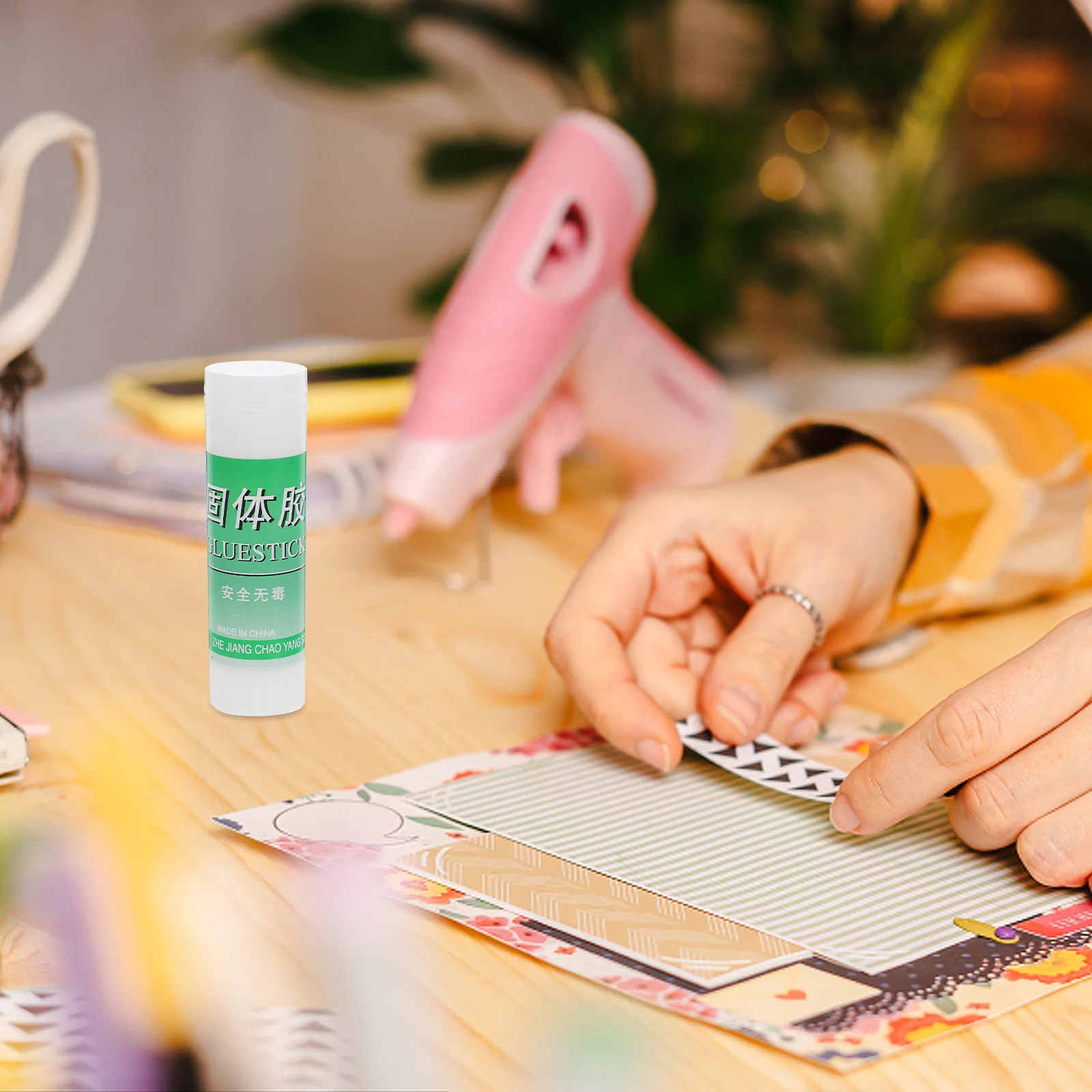 2Pcs Solid Glue Sticks White Portable Stationery Adhesive for Students Office Crafts School Project Supplies Solid Glue