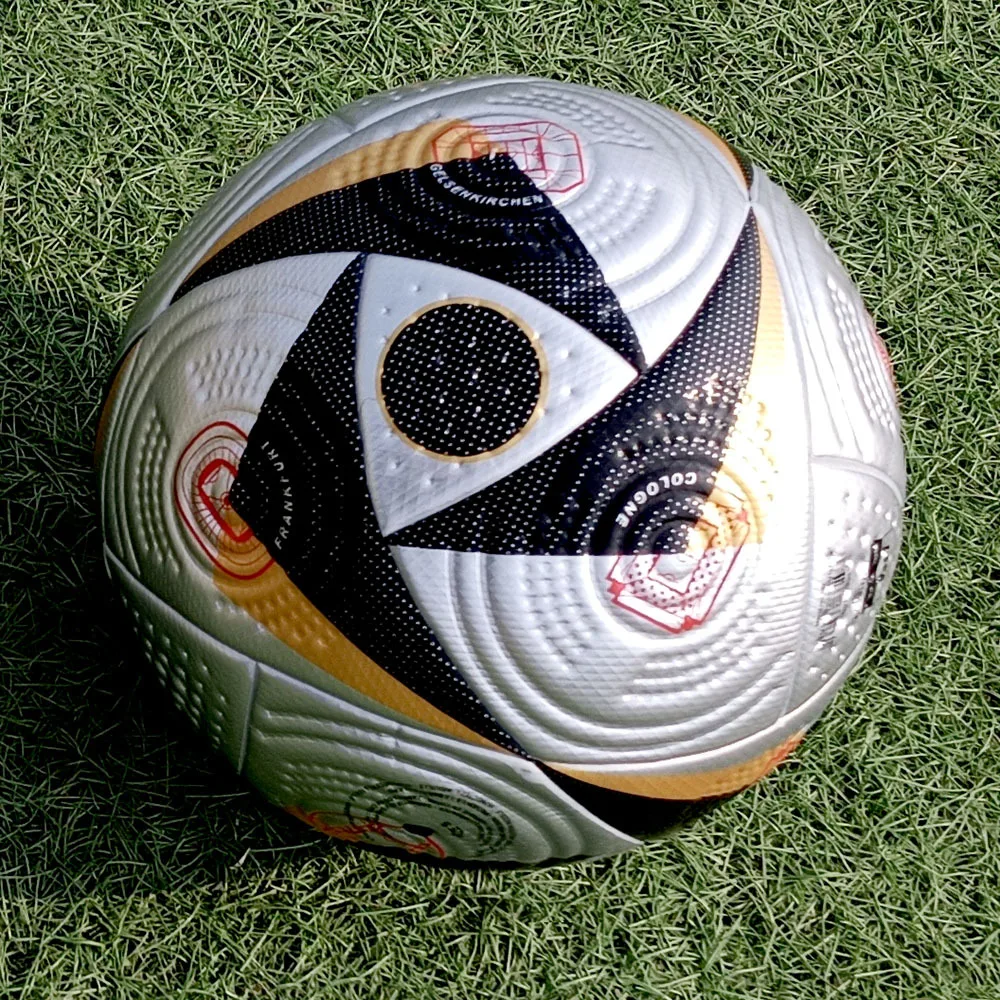 

Grey Soccer Ball Size 5 Wear Rsistant Durable Soft PUFootball Training 1Pc Seamless Soccer Balls futbol voetbal