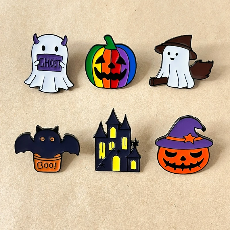 Cute Ghost Pumpkin Enamel Pins Metal Brooch Fashion Black Bat Cat Lapel Badge Backpack Clothes Halloween Jewelry Friends Gift