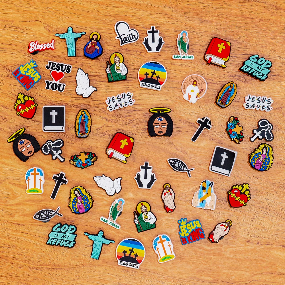 1 stücke PVC Religiöse Jesus Clog Schuh Charms Heilige Bibel Schuh Dekorationen Pins für Frau Männer Party Favor Geschenke DIY clips Zubehör – Detail 10
