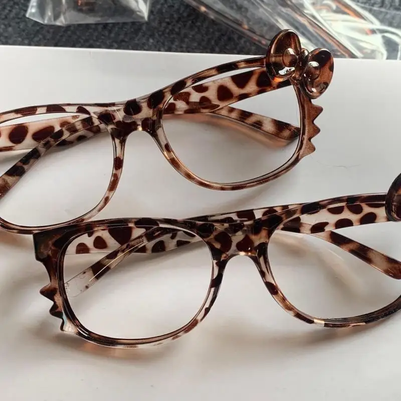 Sanrio Hellokitty Leopard Print Glasses Are Not Mainstream Cartoon Frames Y2k Retro Influencer Trend Personality