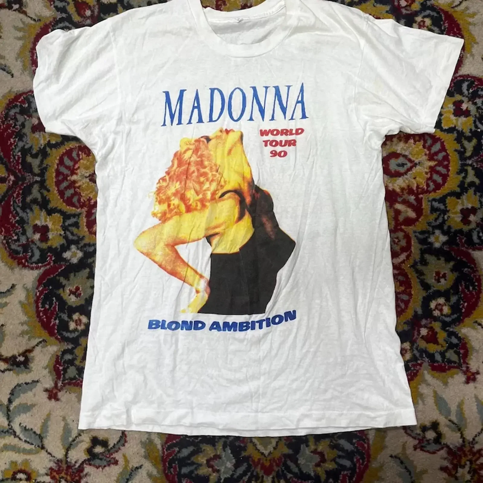 T-shirt vintage Madonna Blond Ambition World Tour 1990, lavé, confortable, doux, à la mode, légèrement graphique